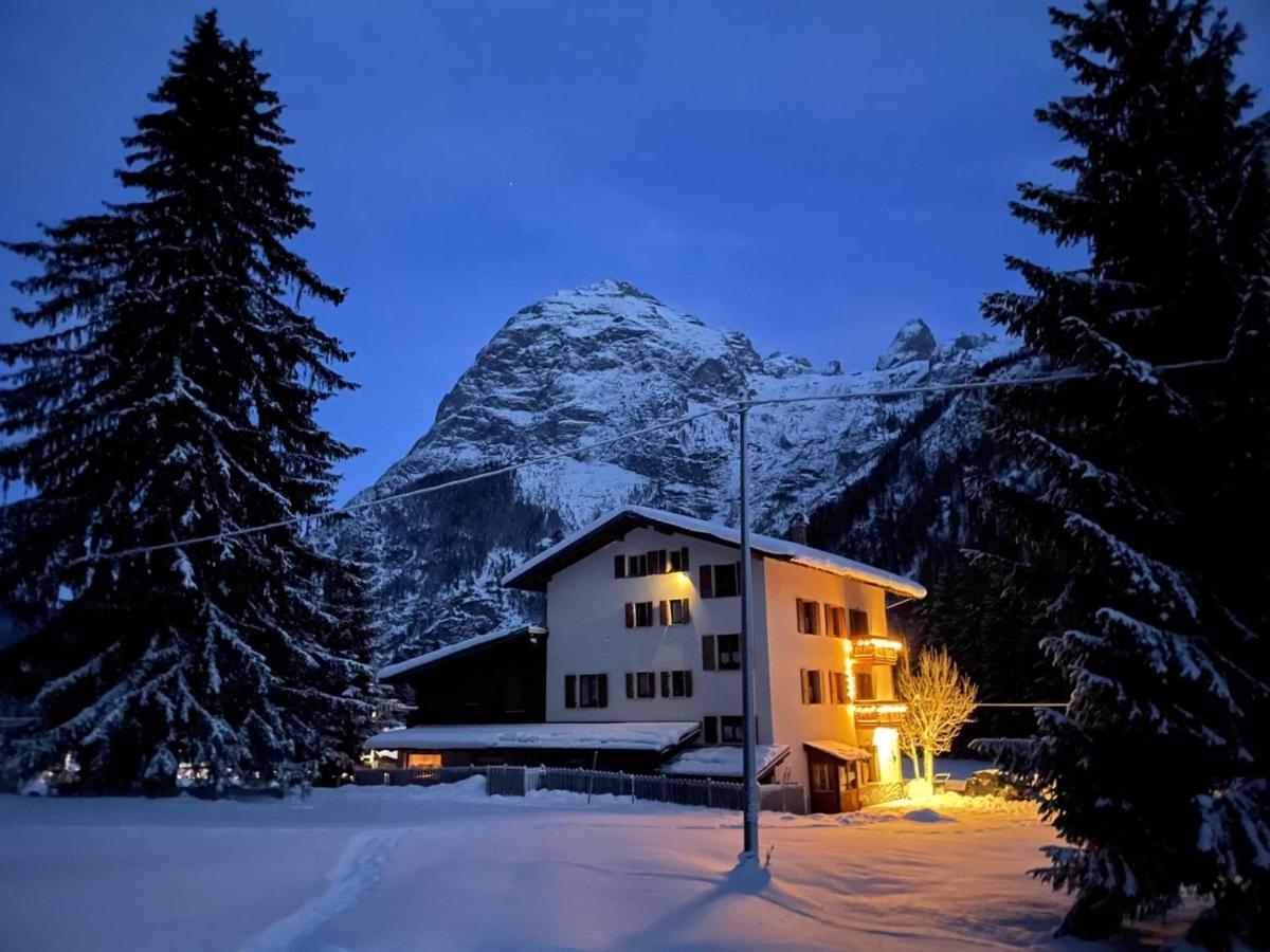 Al Cervo Albergo - Hotel Stabiziane Buitenkant foto