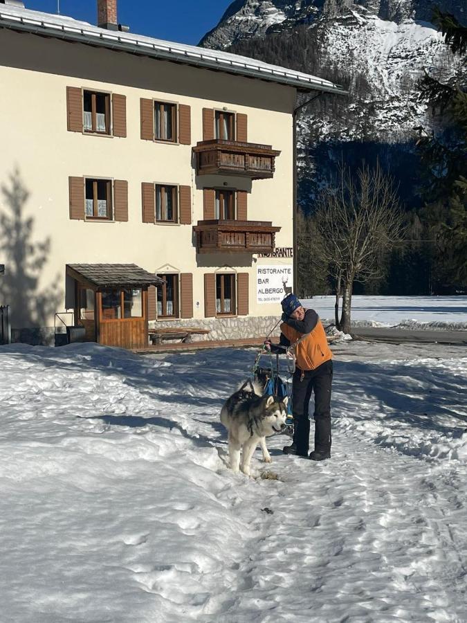 Al Cervo Albergo - Hotel Stabiziane Buitenkant foto